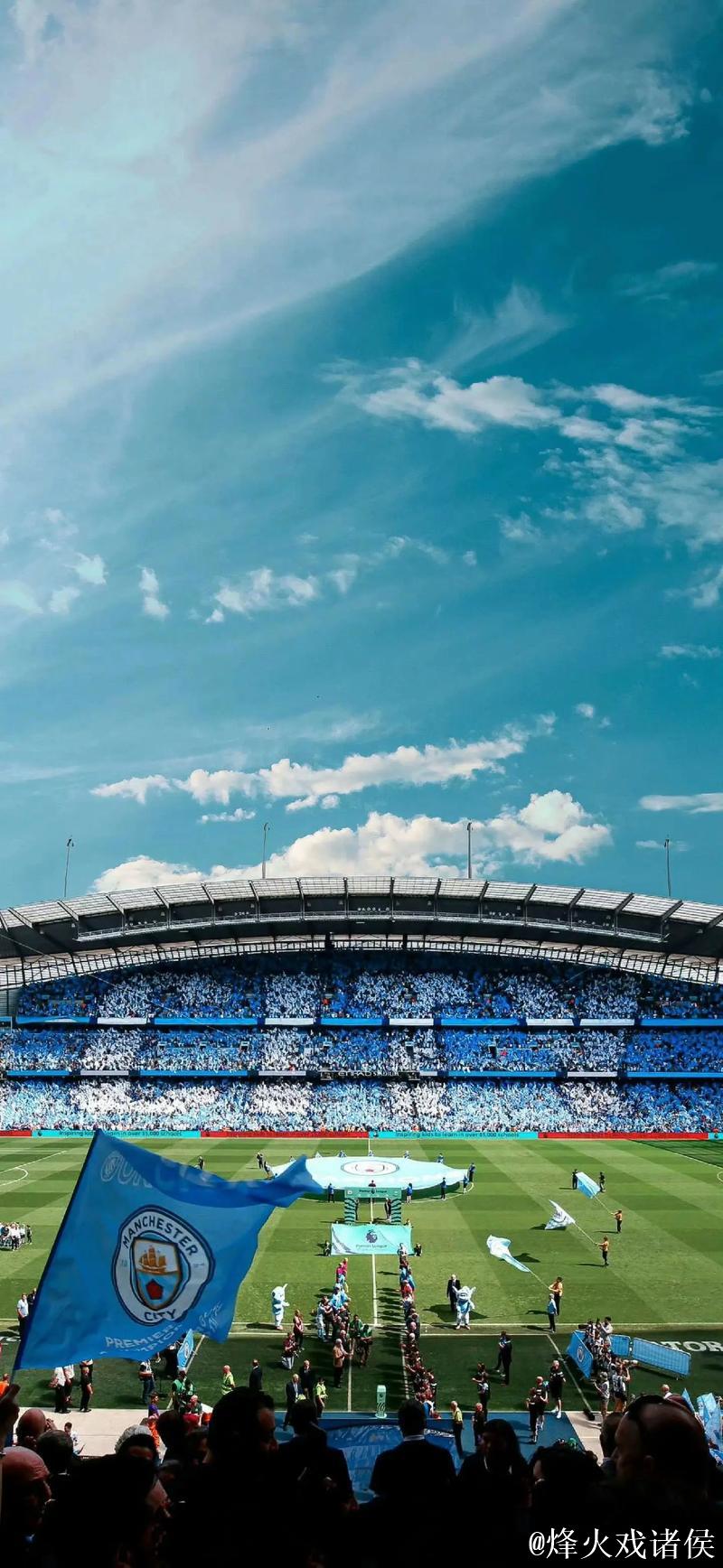 马卡：皇马高层深夜商议，敲定欧冠战曼城由阿隆出任